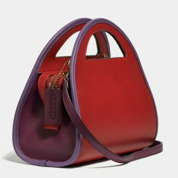 Coach Done Handbag $395 SOLD OUT - Picture 6 of 9